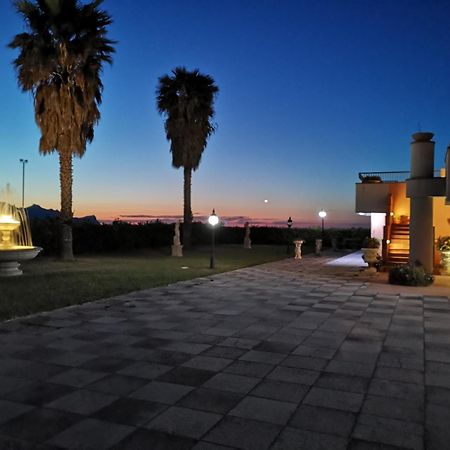 ホテル Il Giardino Monticciolo カステッランマーレ・デル・ゴルフォ エクステリア 写真